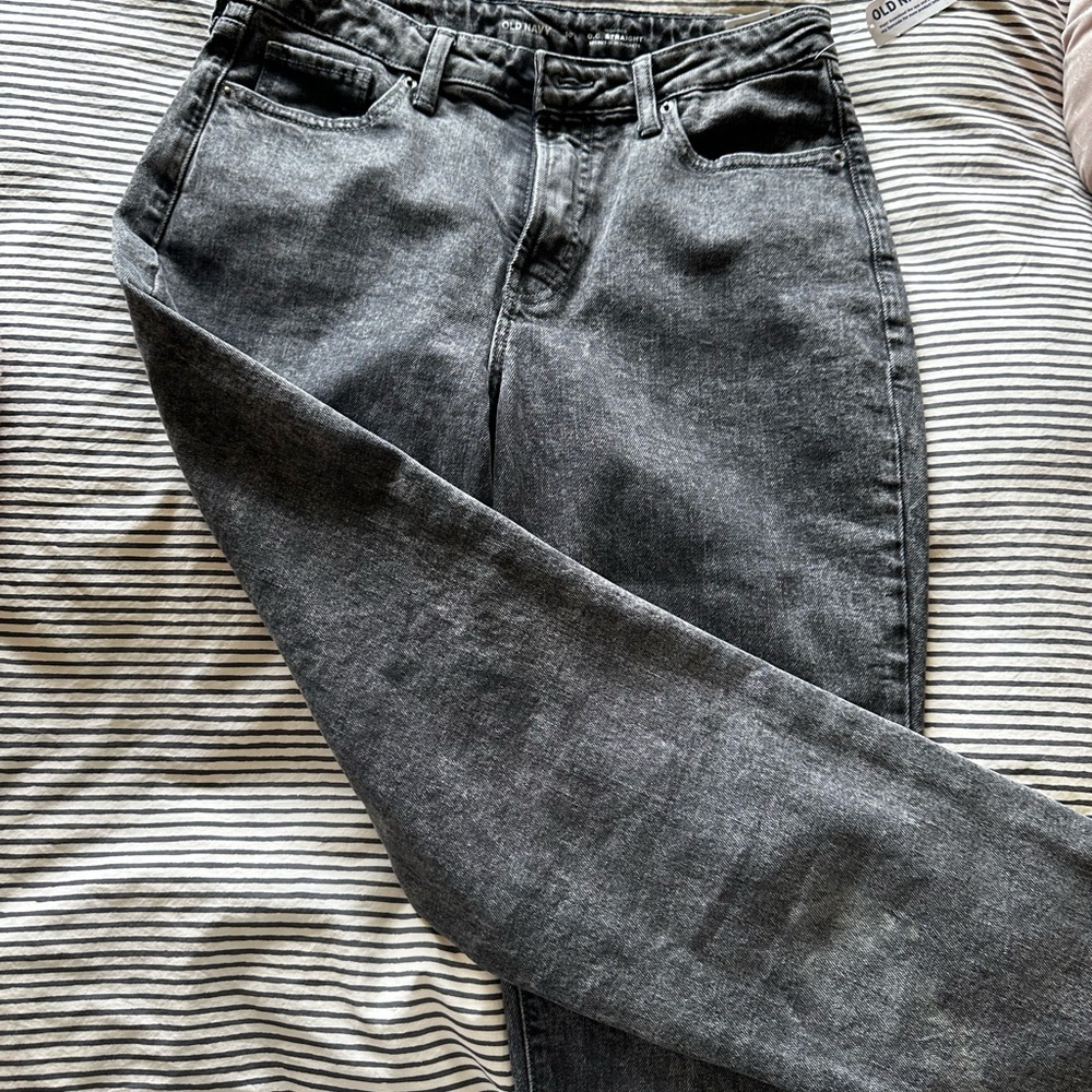 NEVER WORN: Old Navy OG High Rise Straight Leg Jean